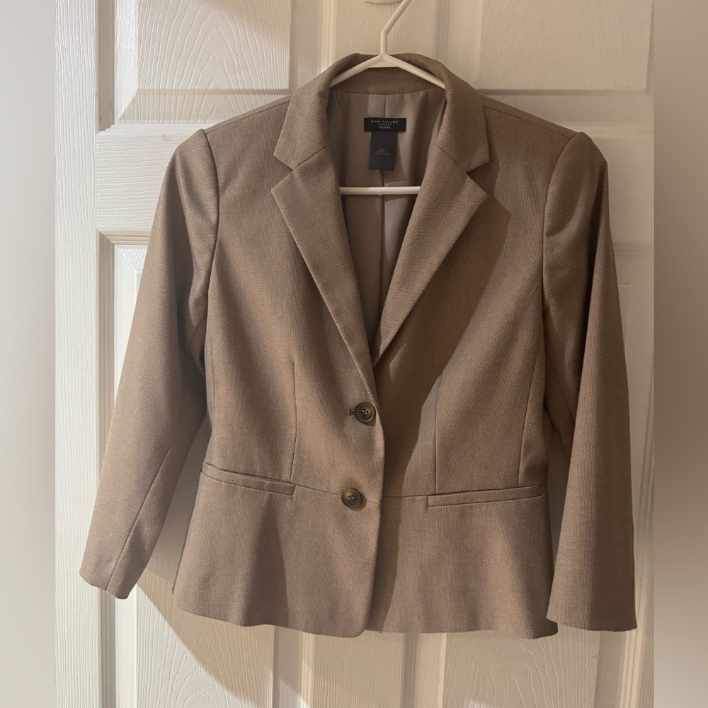 Ann Taylor Ladies Suit Jacket